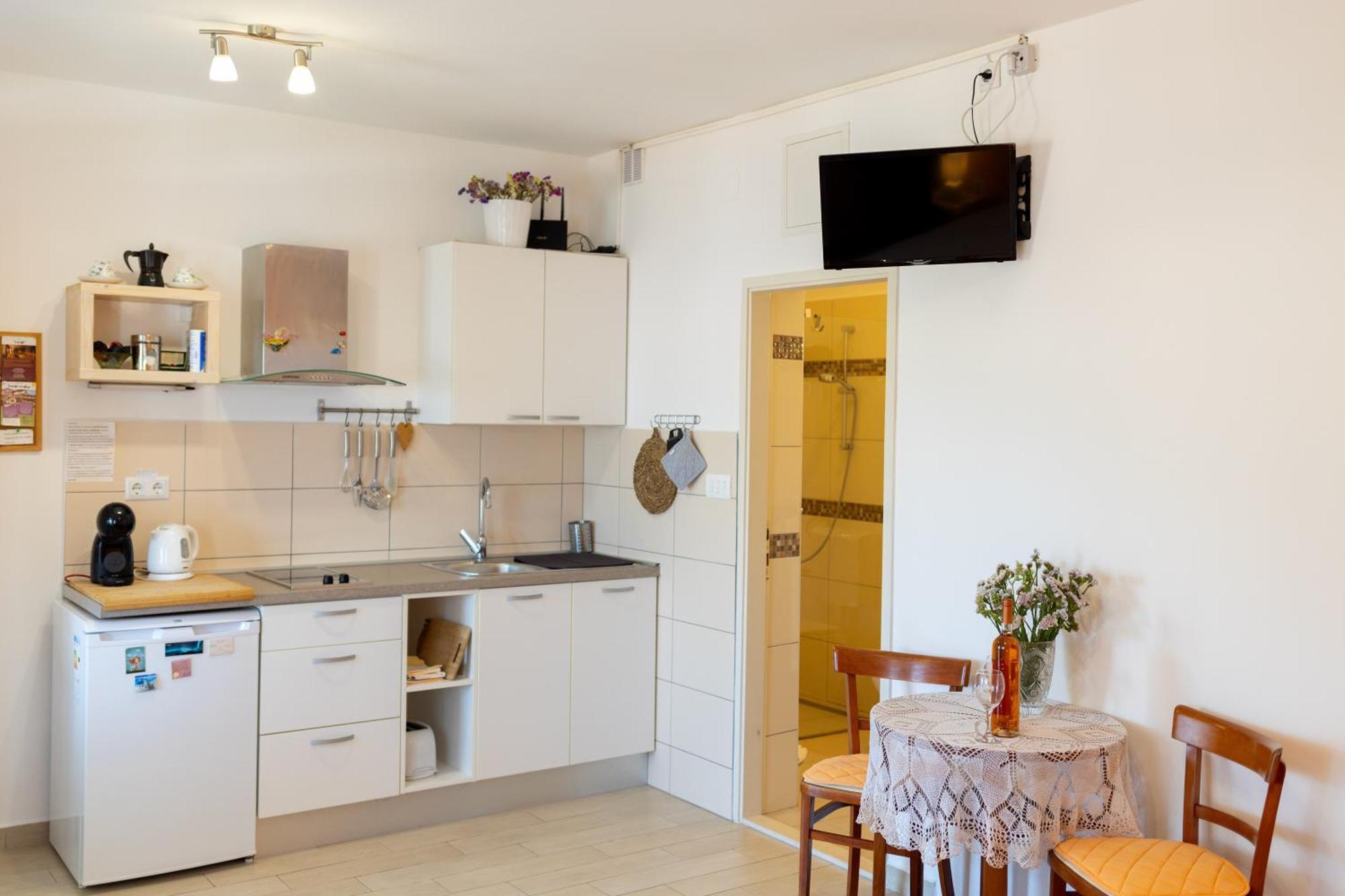 Seaview Guesthouse - Zf Hvar フヴァル エクステリア 写真