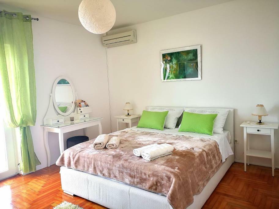 Seaview Guesthouse - Zf Hvar フヴァル エクステリア 写真