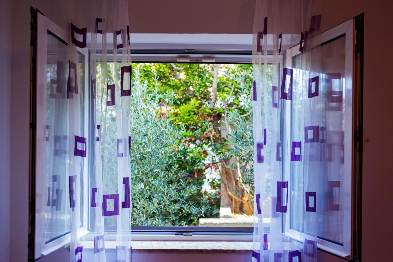Seaview Guesthouse - Zf Hvar フヴァル エクステリア 写真